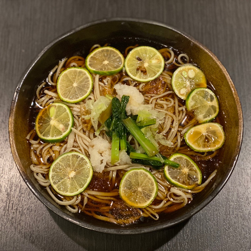 爽やか冷やし すだち蕎麦（並もり）(蕎麦しるべ　酔蕎庵　ちどり丸 )