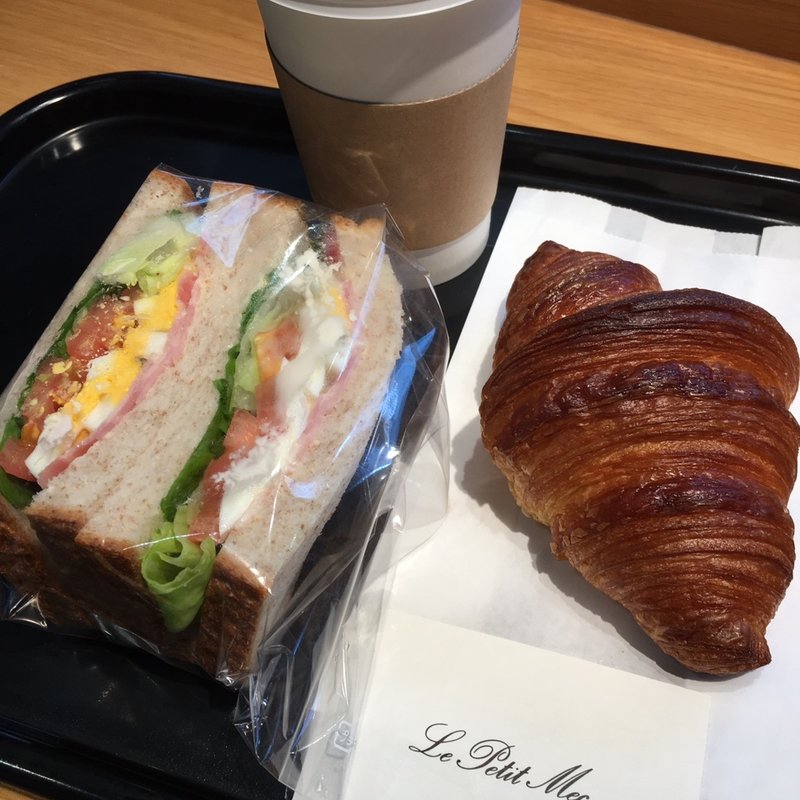 クロワッサン(Le Petit Mec 日比谷店)