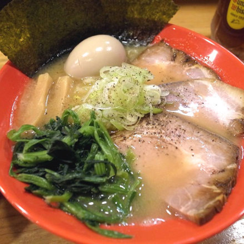 牛骨らーめん 全部のせ(麺屋　うしまる)