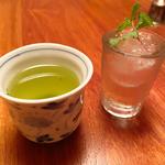 ミントと緑茶のカクテル(Bar Spumoni)