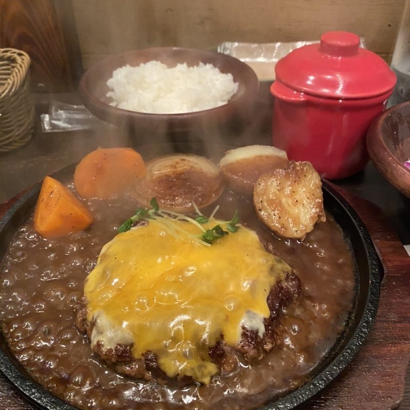 チーズハンバーグ(石垣牛 まーさんの家)