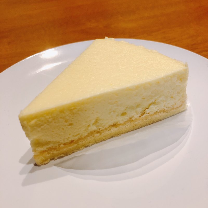 白スフレチーズ(Pâtisserie-Cafê Sora)