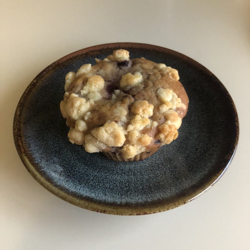 カシスとクリームチーズのマフィン(アミンチ （aminchi）)