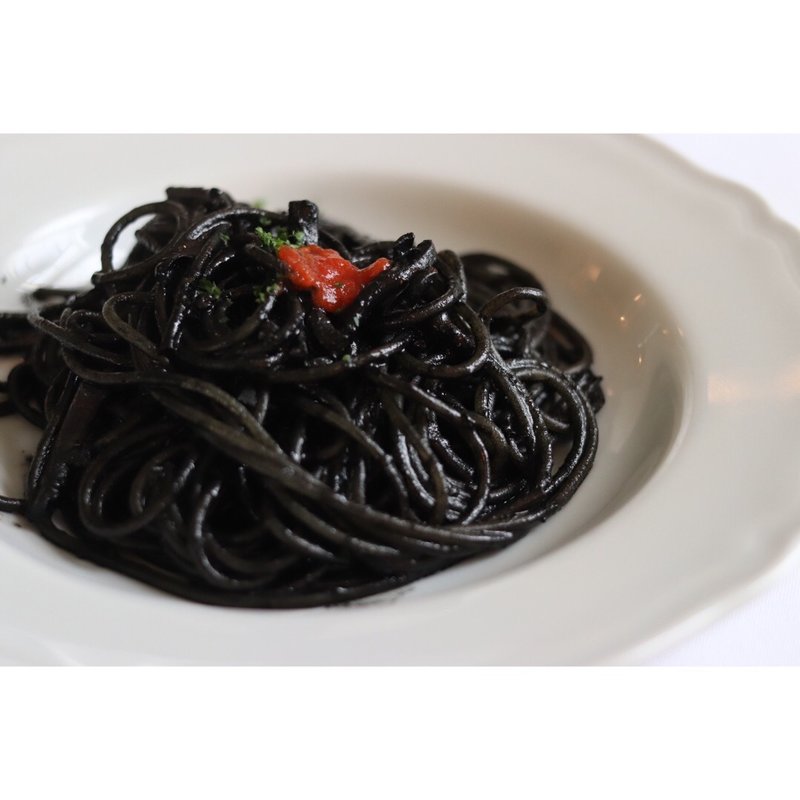 スパゲティ ネッロ (ロンディーノ)