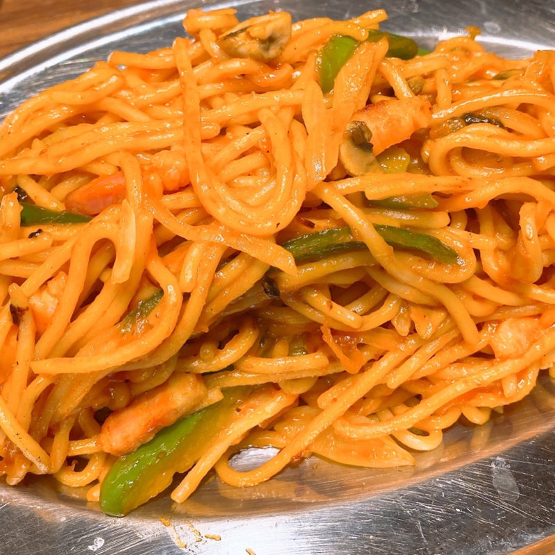 ナポリタン(怪獣酒場 新橋蒸溜所)