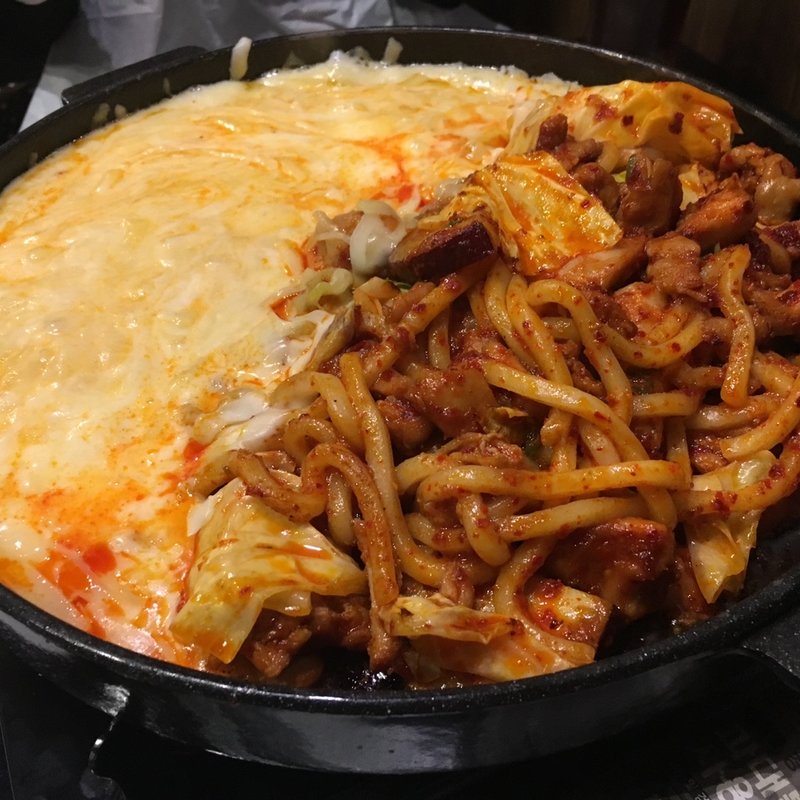 チーズタッカルビ(でりかおんどる 1号店(本店))