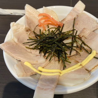チャーシュー丼(豚一頭清湯麺J.B.GAIA)