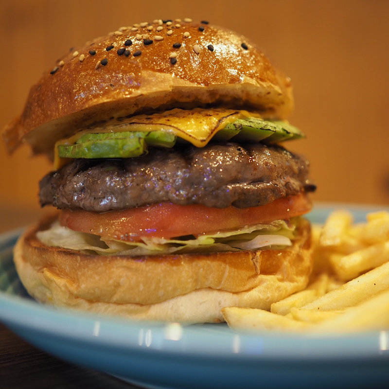 アボカドチーズバーガー(The Burgerlion-バーガリオン)