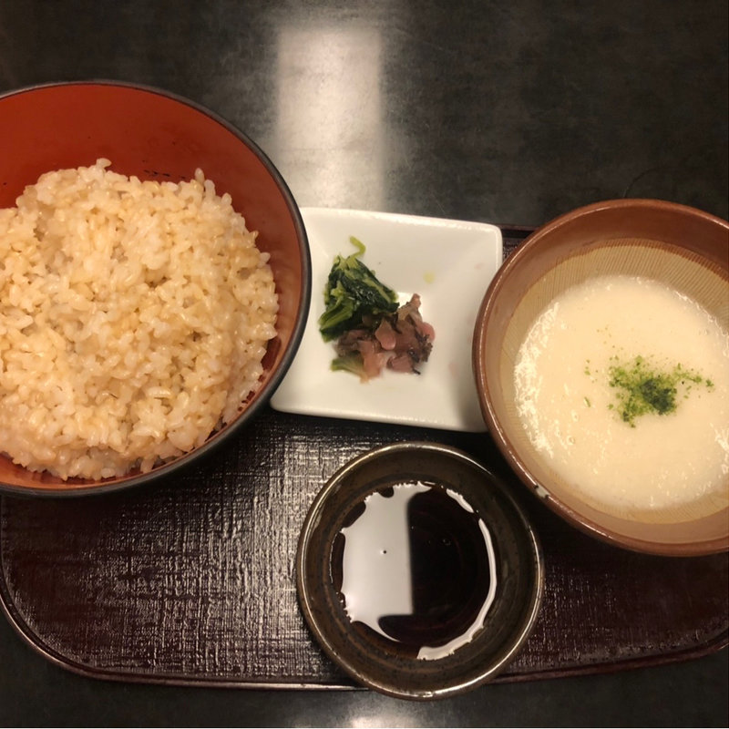 玄米とろろ飯(治之助 梅田茶屋町店)