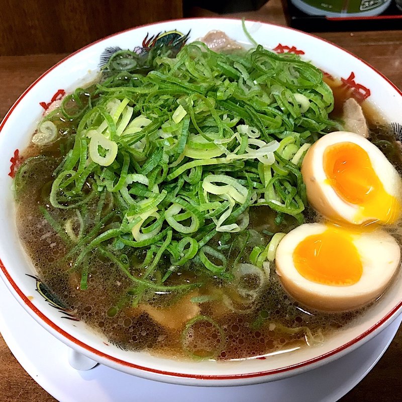 ラーメン 九条ネギ 煮卵トッピング(本家 第一旭 新宿店)