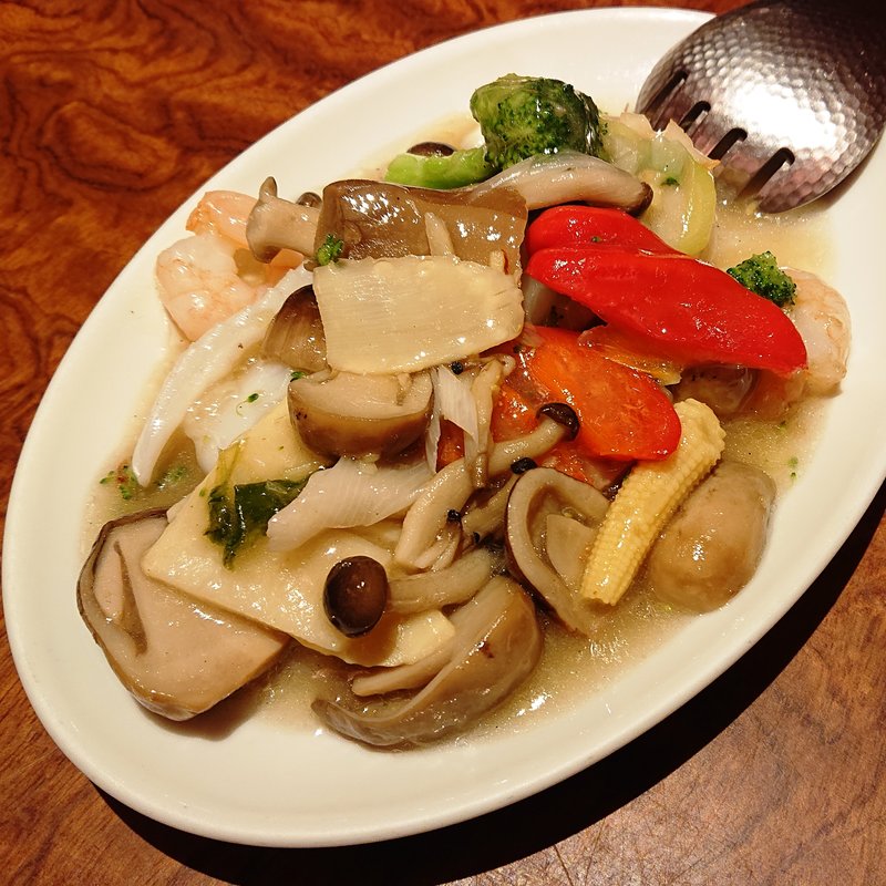 海の幸とブロッコリーの岩塩炒め(S)(角鹿)