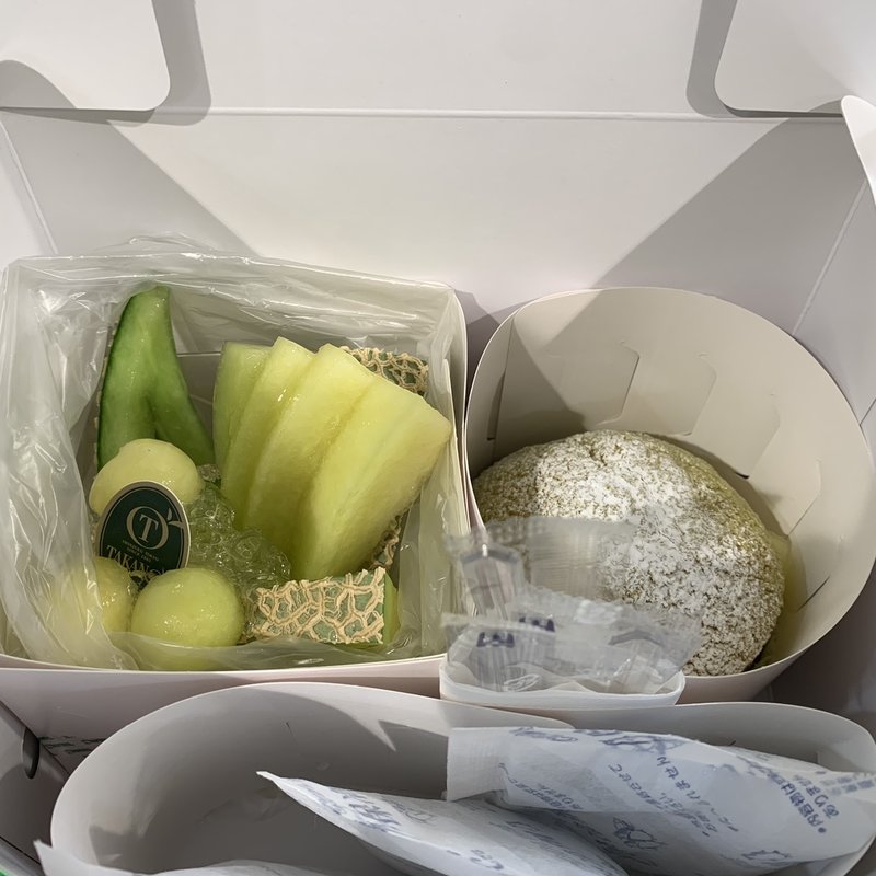 マスクメロンケーキ2種(新宿高野 池袋西武店 )