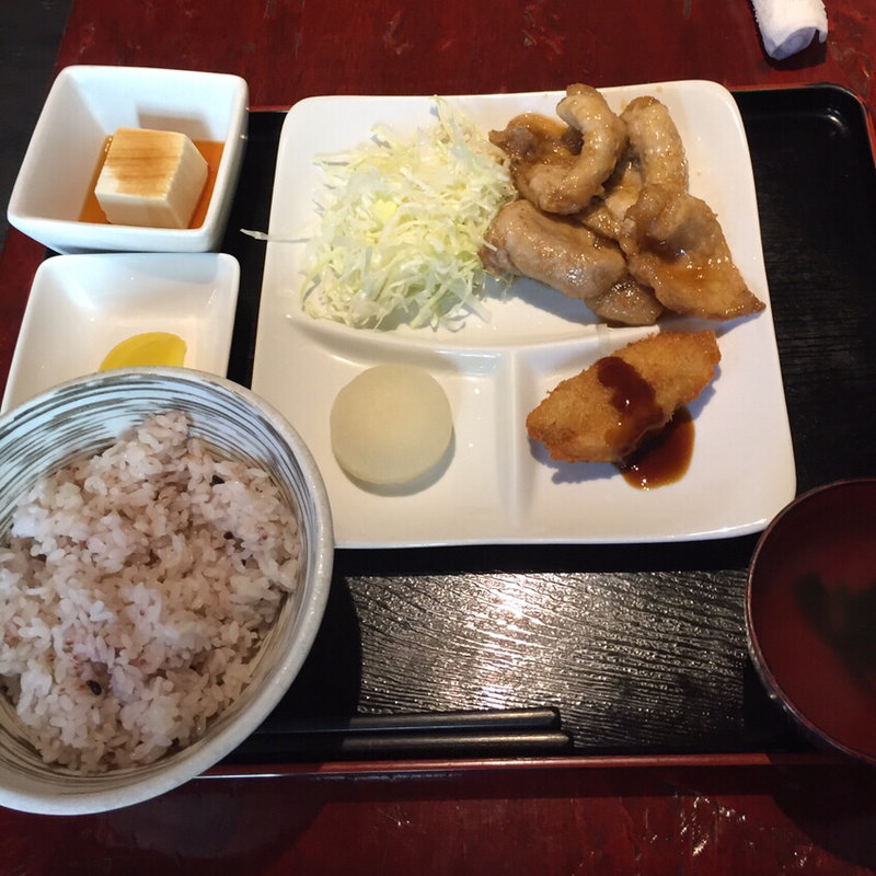 豚しょうが焼き(高麗橋 炉端 かるた （こうらいばしろばた・かるた）)