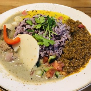 あいがけ2種盛り(スパイスカレーまるせ )