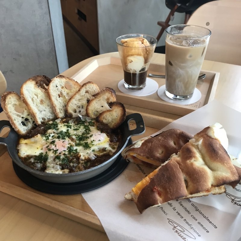 Baked Eggs with Porcini(スターバックスリザーブロースタリー東京)