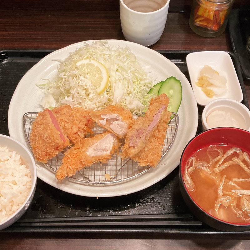 ミックス定食(とんかつ　天山 )