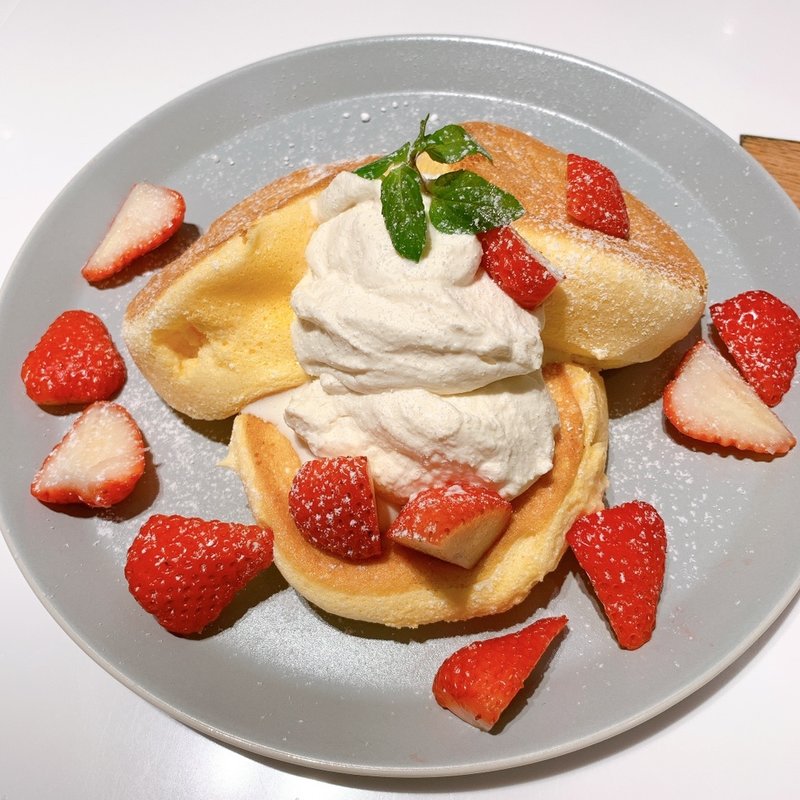 奇跡のパンケーキ ストロベリーパンケーキ(FLIPPER'S 梅田エスト店)