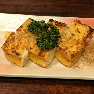 松野屋豆腐店 生揚げ(レストラン割烹 いずみ屋 )