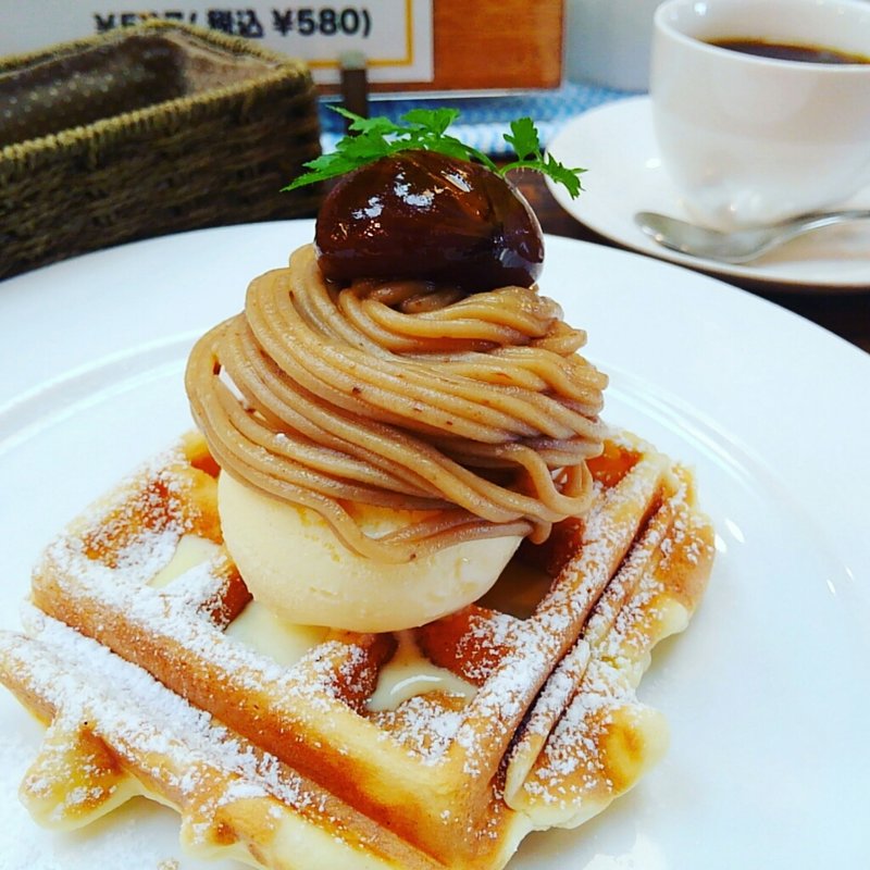 マロンワッフル(カフェ　ベリー （カフェベリー）)