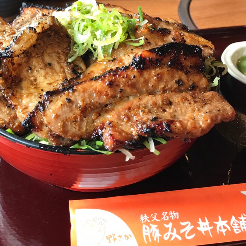 豚みそ丼　特盛(豚みそ丼本舗 野さか)