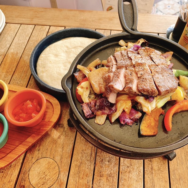 メキシコ産三元豚のファヒータ(Hacienda del cielo MODERN MEXICANO)