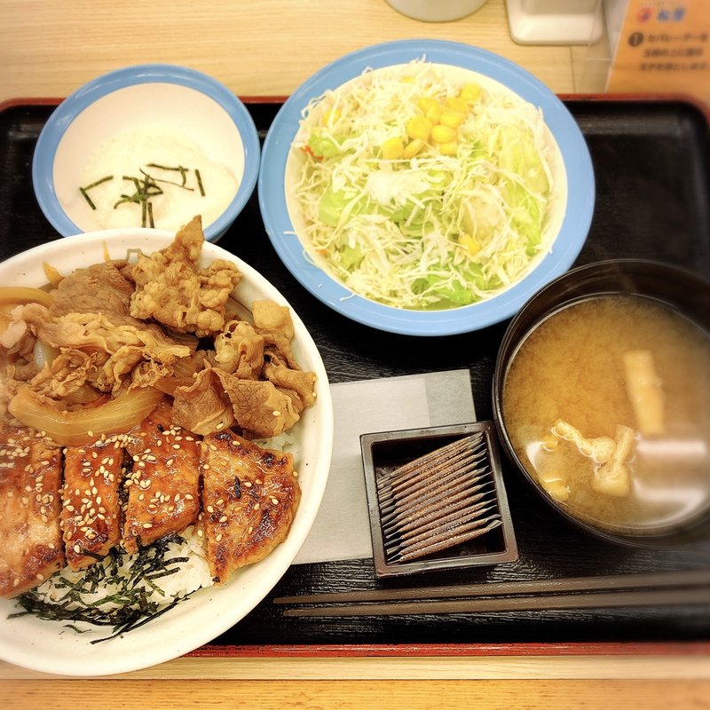 味噌漬けトンテキ牛めし(松屋 中目黒店 )