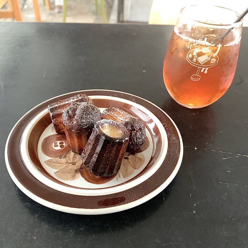 箕面カヌレ(スペクタークル)