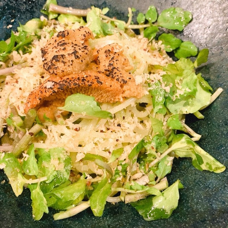 炙りウニとクレソンのパスタ(Calma)