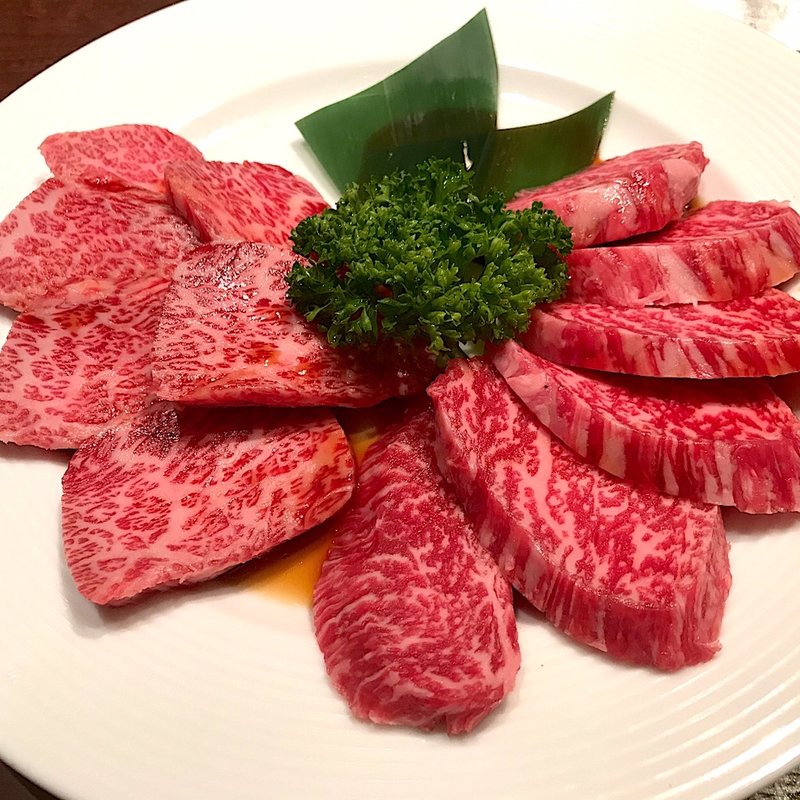 上ロースと上カルビ(牛兵衛 西庵)