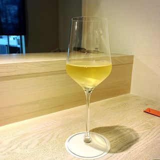 本日のグラスワイン（白）(やきとり 児玉)