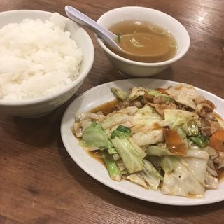 豚肉とキャベツの黒胡椒炒め定食(太楼　)