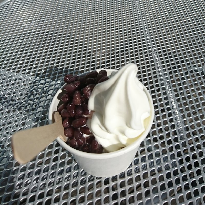 しゅまり小豆のソフトクリーム(選果工房)