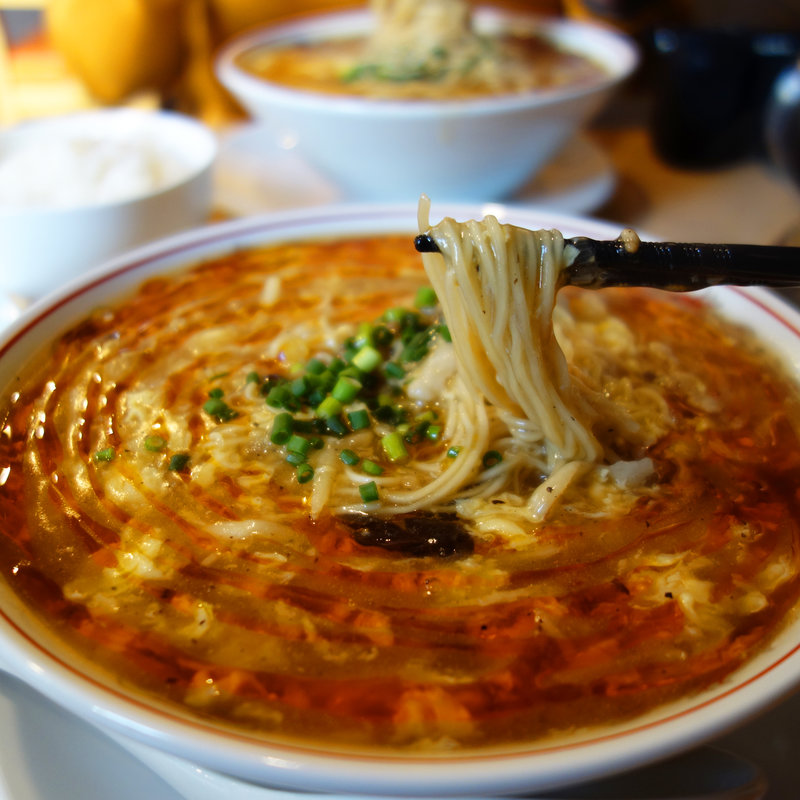 酸辣湯麺(麺酒場 朱拉)