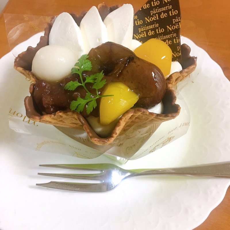 栗とあずきのワッフルコーン(ノエル・ド・ティオ)