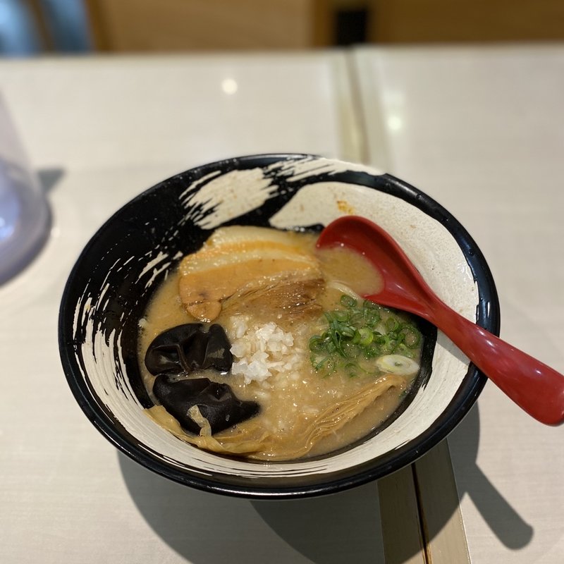 超濃厚豚骨ラーメン(麺屋　ごうせい)
