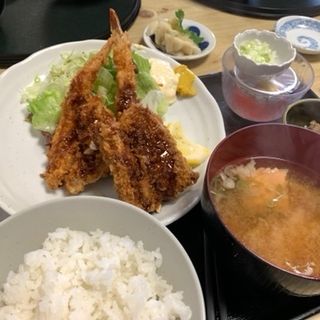 ミックスフライ定食(寿司吉 )