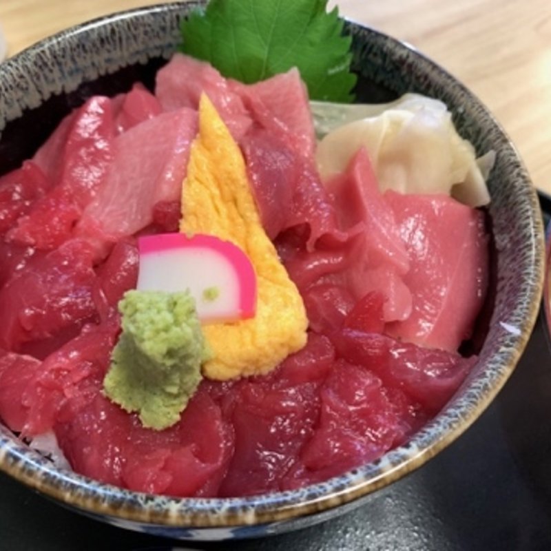 中おち丼(寿司吉 )