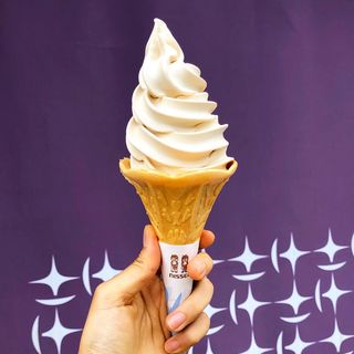 味噌ソフトクリーム(山本屋総本家 金シャチ横丁店)