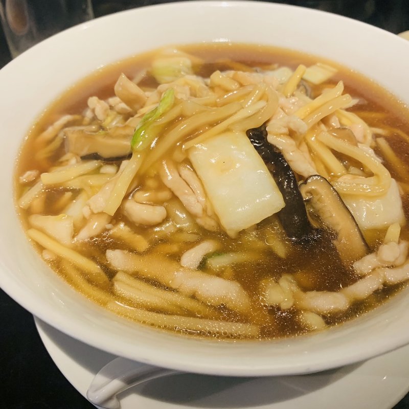 豚肉細切り肉そば(新亜飯店千駄ケ谷店)