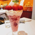 さくらんぼパフェ(THE TOKYO FRUITS)