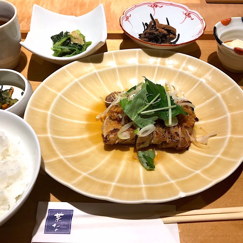 日替わり定食(おばんざい・炙り焼き・酒 菜な 渋谷マークシティ店)