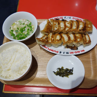餃子定食(餃子屋 弐ノ弐 ソラリアプラザ店)