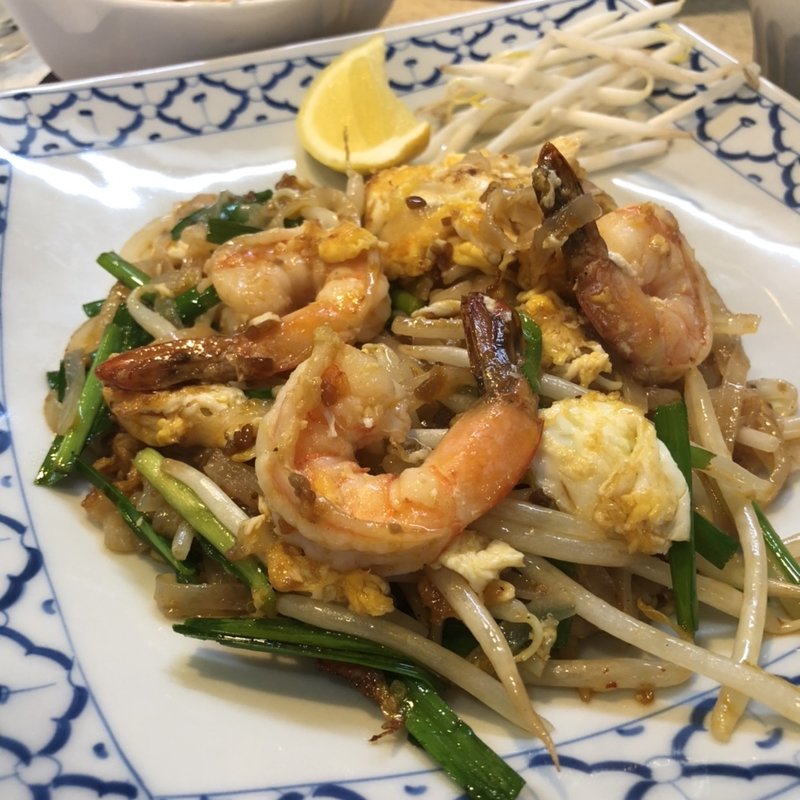 パッドタイ(バンコクタイ料理サワディー)