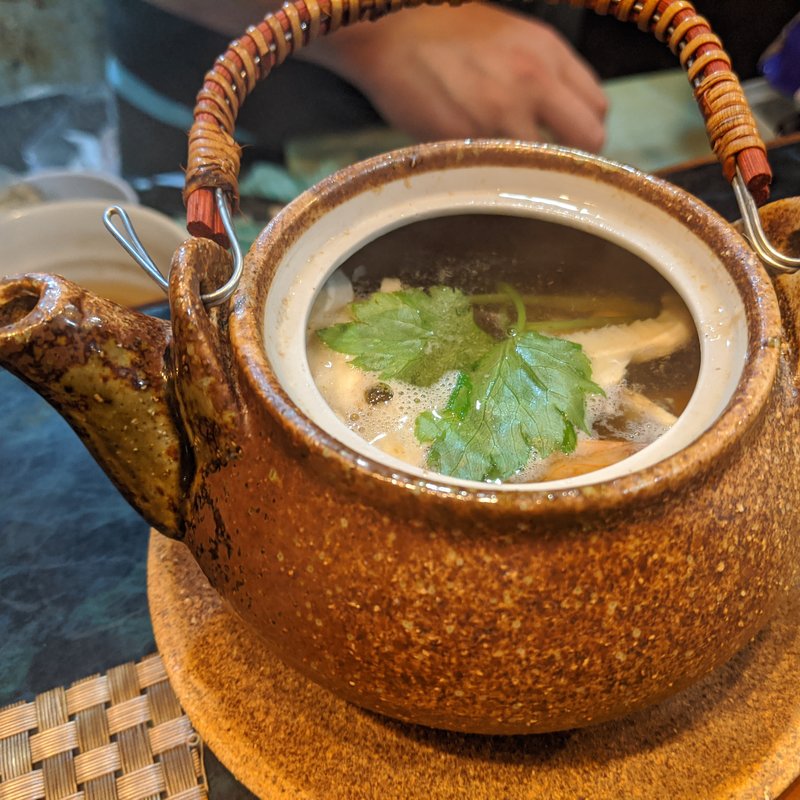 真鯛と松茸の土瓶蒸し(ささめ)