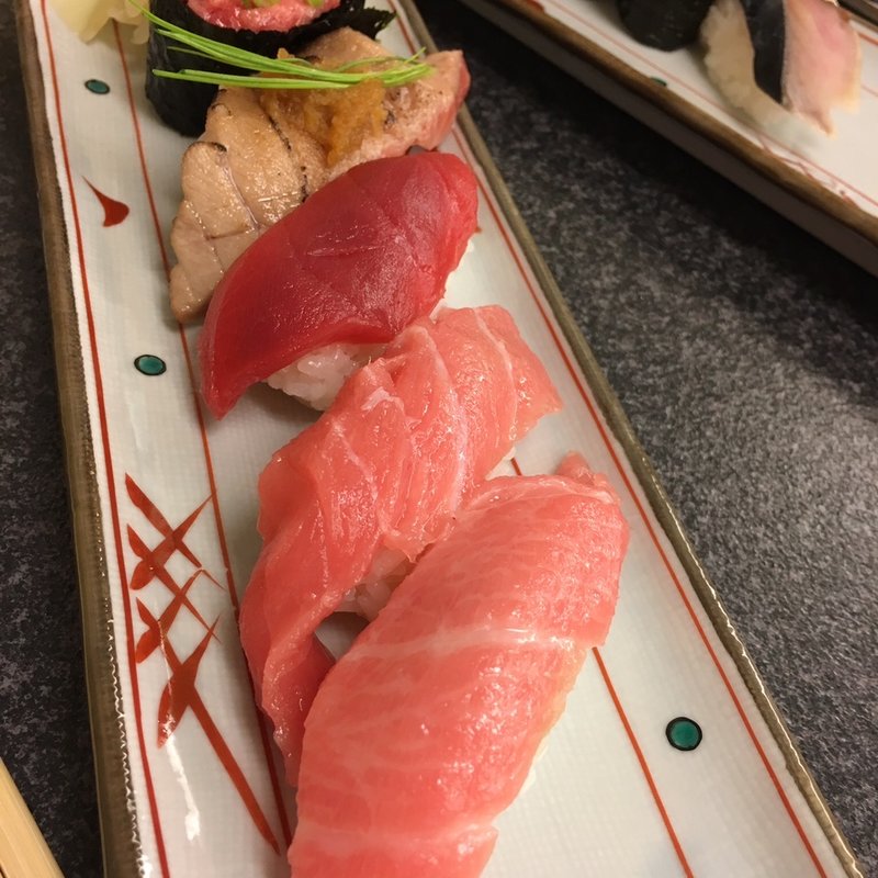 まぐろ握り(すしざんまい 上野店)