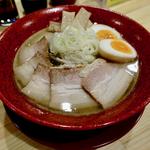 塩ラーメン+チャーシュー+味玉(札幌ラーメン みそ吟 長居公園店)