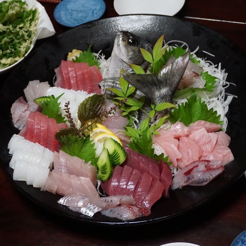 刺身盛り合わせ(どんぐり )