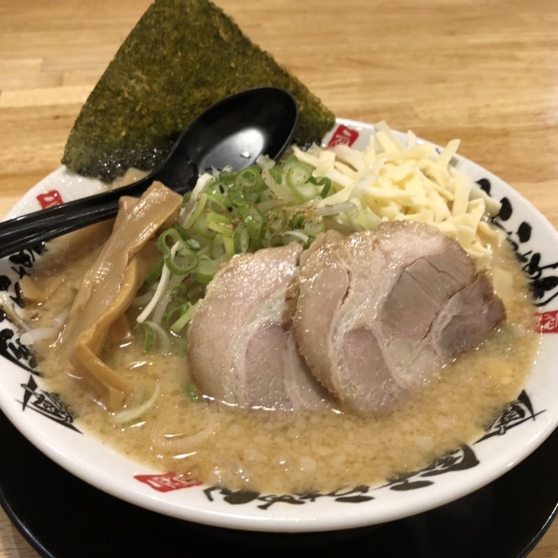 チーズたっぷり味噌ラーメン(熟成味噌らぁめん 二代目金子)