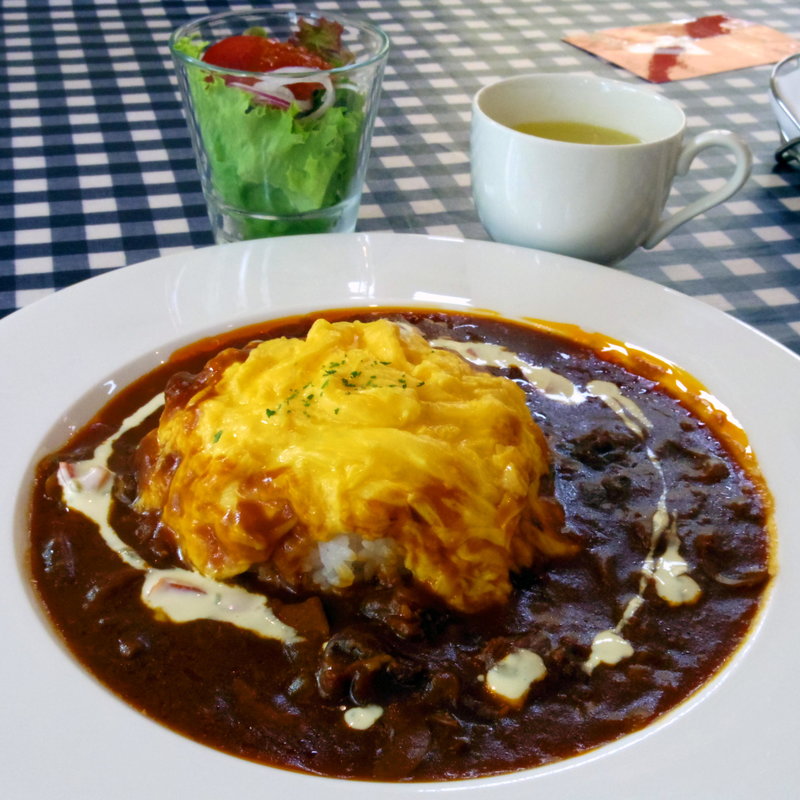 とろ～りオムハヤシ(トムテの森)