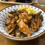 特製ケチャップソース鶏モモ焼肉丼(ラーメン専科 竹末食堂)